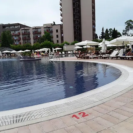 Spacious Studio In 5-star Complex 