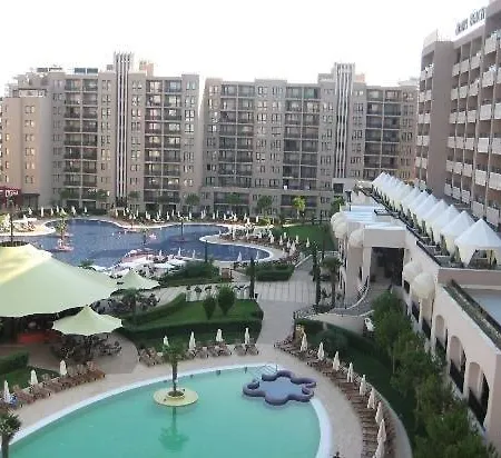 Spacious Studio In 5-star Complex 