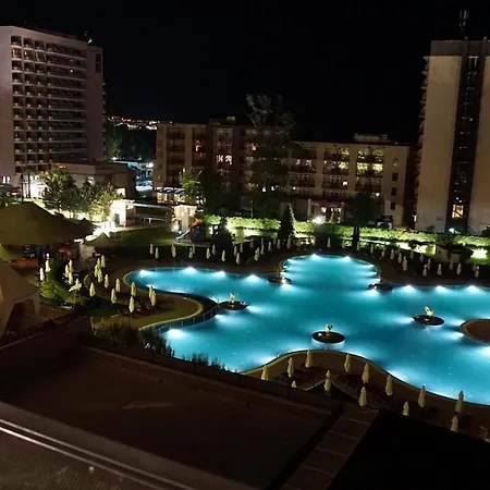 Appartement Spacious Studio In 5-star Complex 